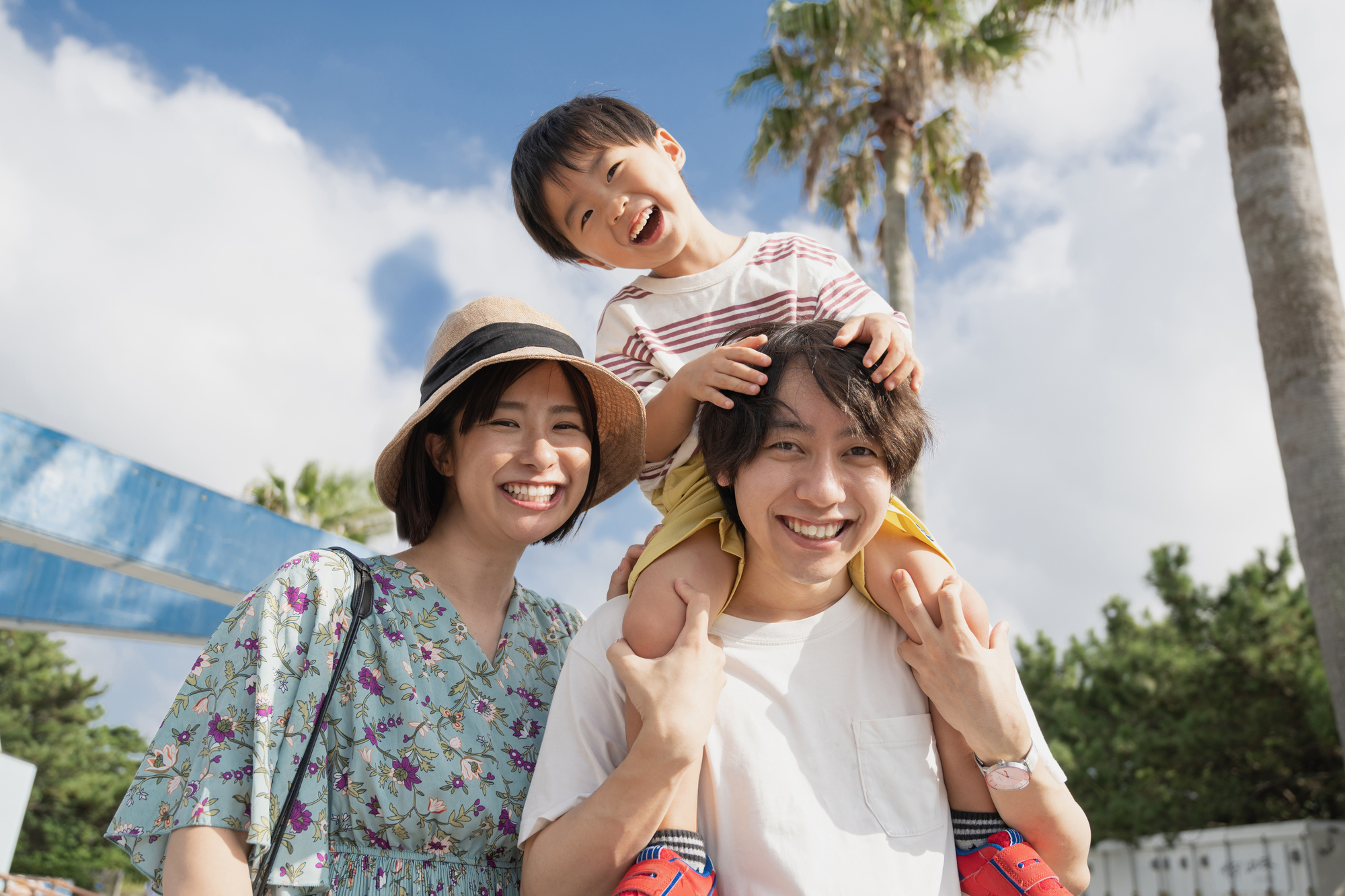 夏休み海外旅行の家族